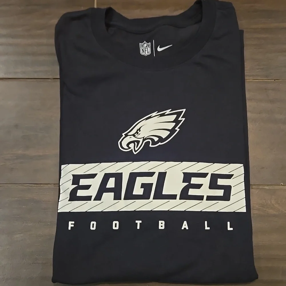 Nike EaglesBlack Sideline Team Issue Football Tee Sz L - Picture 7 of 7